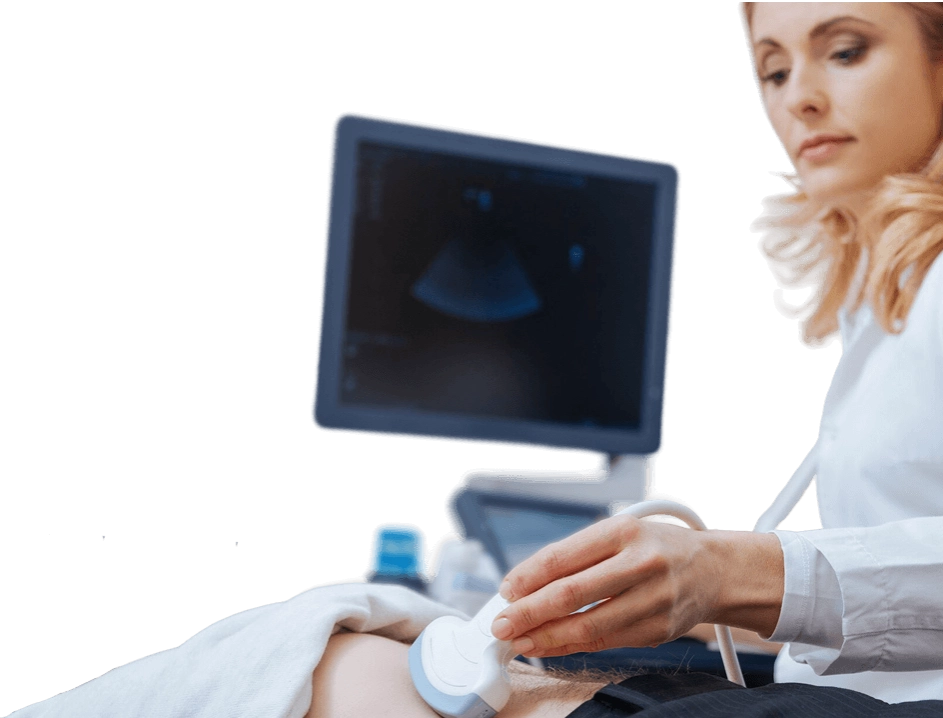 врач проводит узи желудка